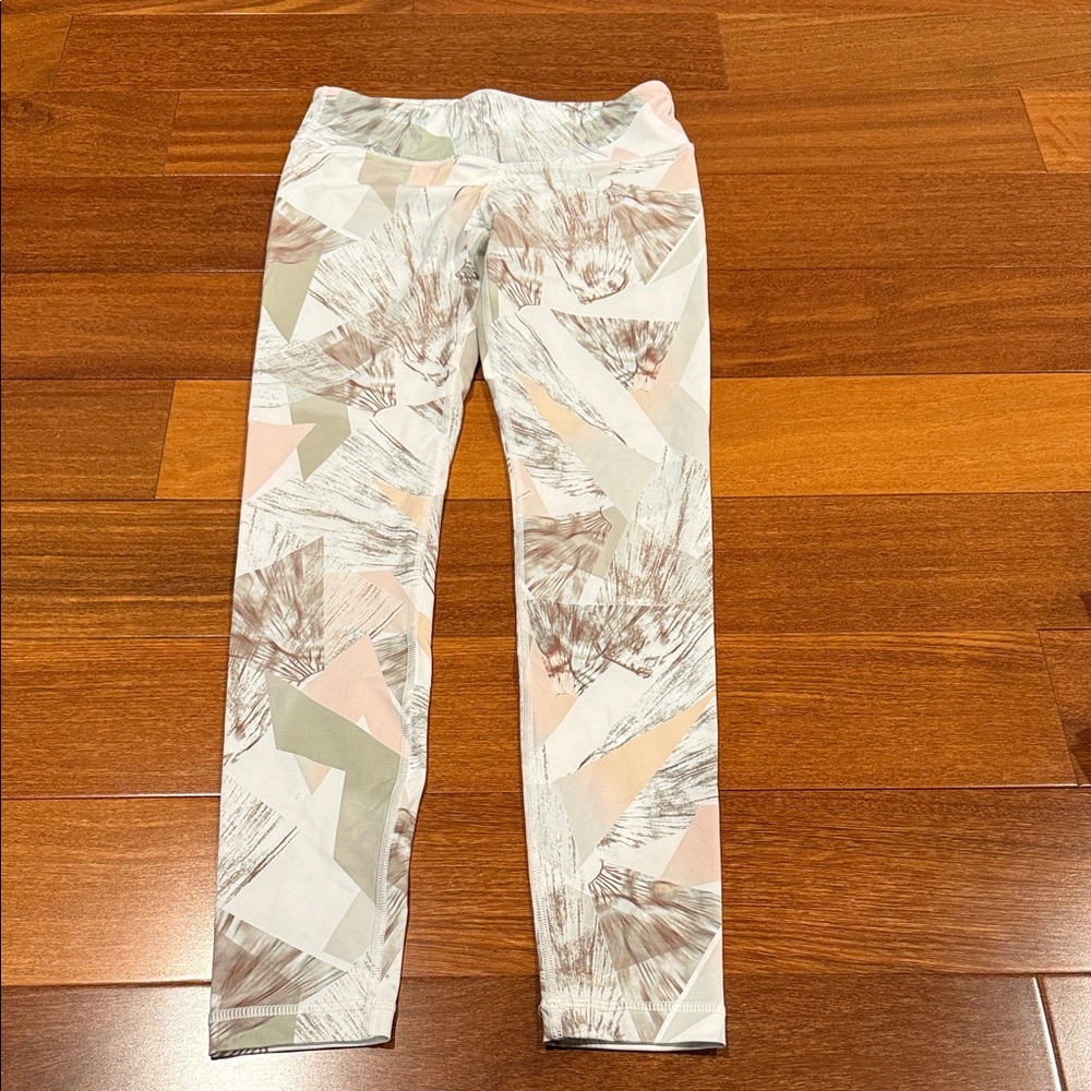 Women's Abstract Pattern Leggings - Cream and Brown